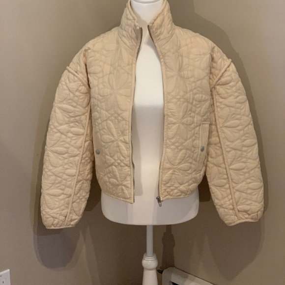 Blank NYC Cream Puffer Jacket with Quilted Design - Picture 1 of 4